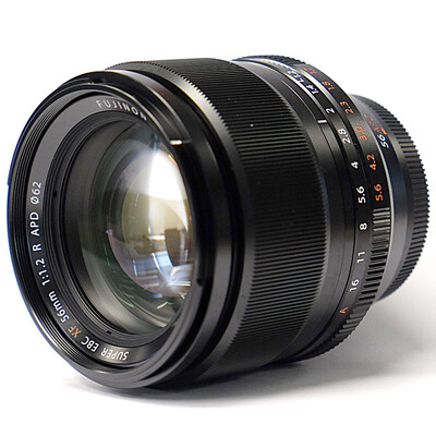 

Fuji FUJIFILM XF56mm F12 R APD focus in the lens of the unique trace of the filter to make the virtual melting such as smooth&smooth