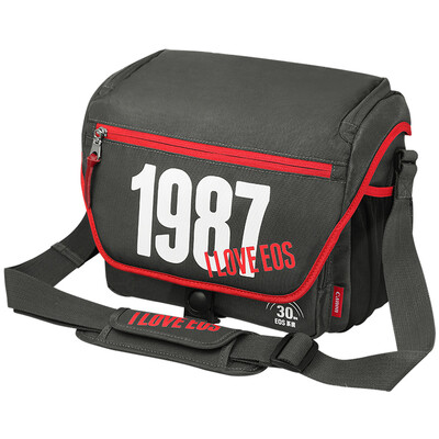 

Canon EOS30 Anniversary Edition Intermediate Shoulder Camera Bag