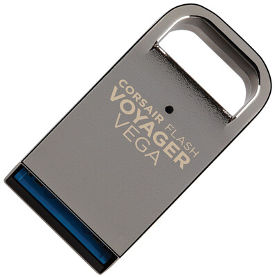 

USCORSAIR Voyager VEGA USB30 64GB Mini Car U disk anti-scratch alloy shell Silver