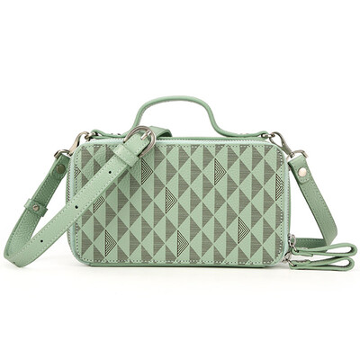 

Banpo decorated family bampo first layer of leather handbag female simple Messenger bag female fashion sweet shoulder bag female D620115016370 white green