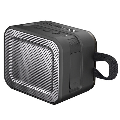 

Череп (Skullcandy) BARRICADE S7PCW-J582 Портативный Bluetooth водонепроницаемый динамик стерео черный