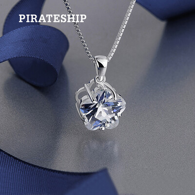 

Pirate ship pirateship necklace female union zirconia zircon necklace wild simple 925 silver necklace five flower zircon necklace plated platinum