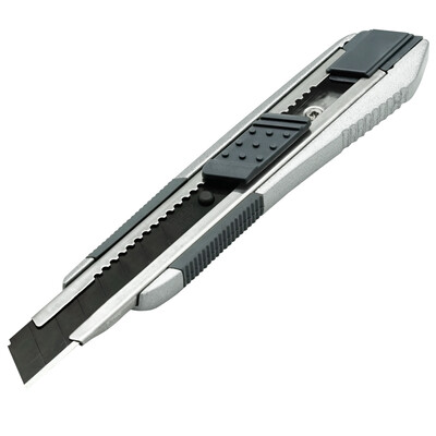 

Takama 506018 utility knife large zinc alloy 18mm paper cutter wallpaper knife push twist automatically lock office knife black blade