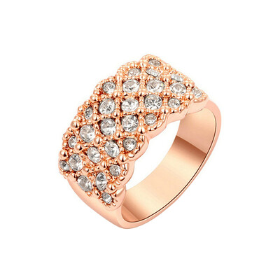 

Yoursfs 18K Rose Gold Plated Women Queen Band Ring Shiny Pave zircon Rings Wedding Fashion Jewelry