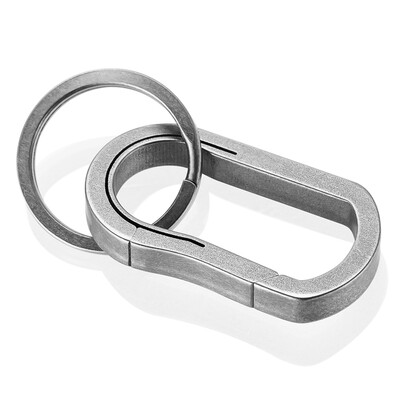 

Craftsmanship MrGreen M-5007 Titanium Keychain Light Luxury Taste Car Key Home Pendant Multifunctional Men&Women Creative Gifts