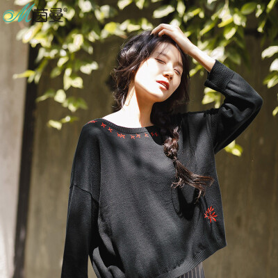 

Yan Man (INMAN) 2017 autumn new embroidery word collar rotten shoulder sleeve loose sweater female 1873132212 black