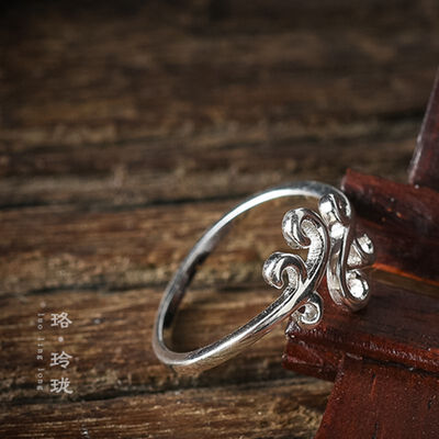 

Luo Linglong 925 Sterling Silver Clouds Rhinestone Rings Rendezvous Stylish Retro Ladies Rings Creative Fashion Rings