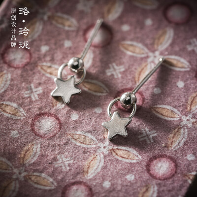 

Luo Linglong s925 sterling silver star earrings earrings anti-allergic simple temperament personality fresh retro handmade origina