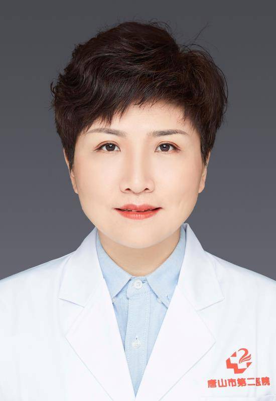 留学生王月 留学生王月