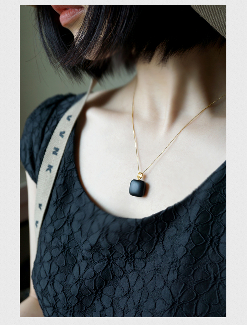 墨韵良器艺术和田玉墨玉18k金吊坠墨玉金镶玉坠新疆墨玉锁骨坠配绳加