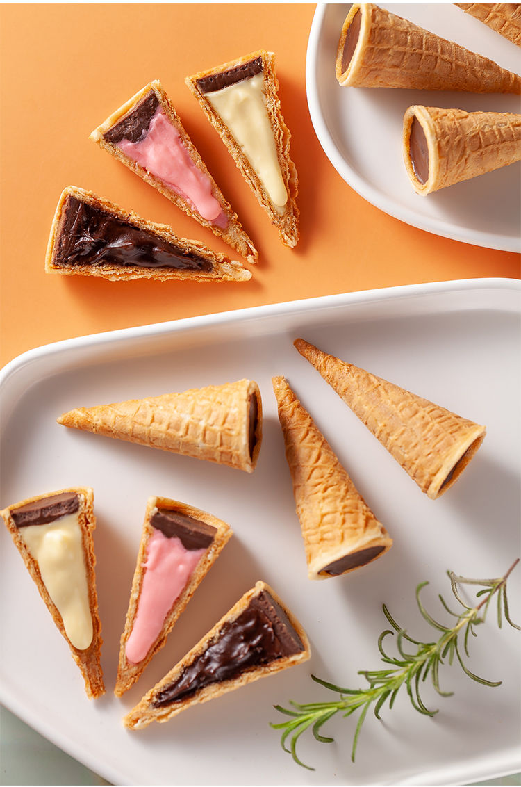 熊贝奇旋风卷买2525爆浆草莓巧克力蛋筒脆筒夹心甜筒休闲零食整箱