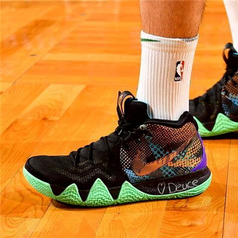 代德鲁大叔篮球鞋 kyrie4男女鞋气垫减震炫彩万圣节运动球鞋 德鲁大叔