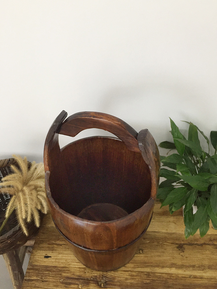 中式怀旧复古仿古手提实塑料水桶老式传统老物件摆件古典影视道具 木