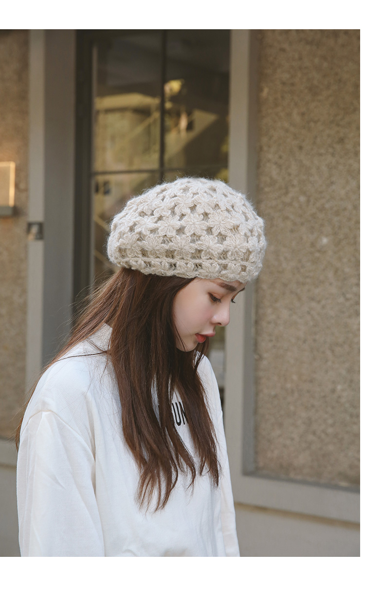 冬日复古毛线帽手工包头帽甜美双层勾花朵贝雷帽复古针织帽女画家白色