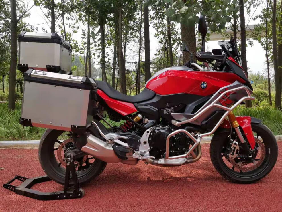 适用于宝马f900xr三箱尾箱边箱不锈钢护杠全车改装配件尾箱三箱不锈钢