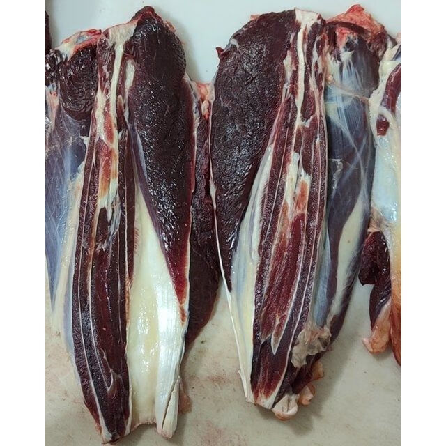 本地散养黄牛牛腱子新鲜五花腱子肉小黄牛后健3斤