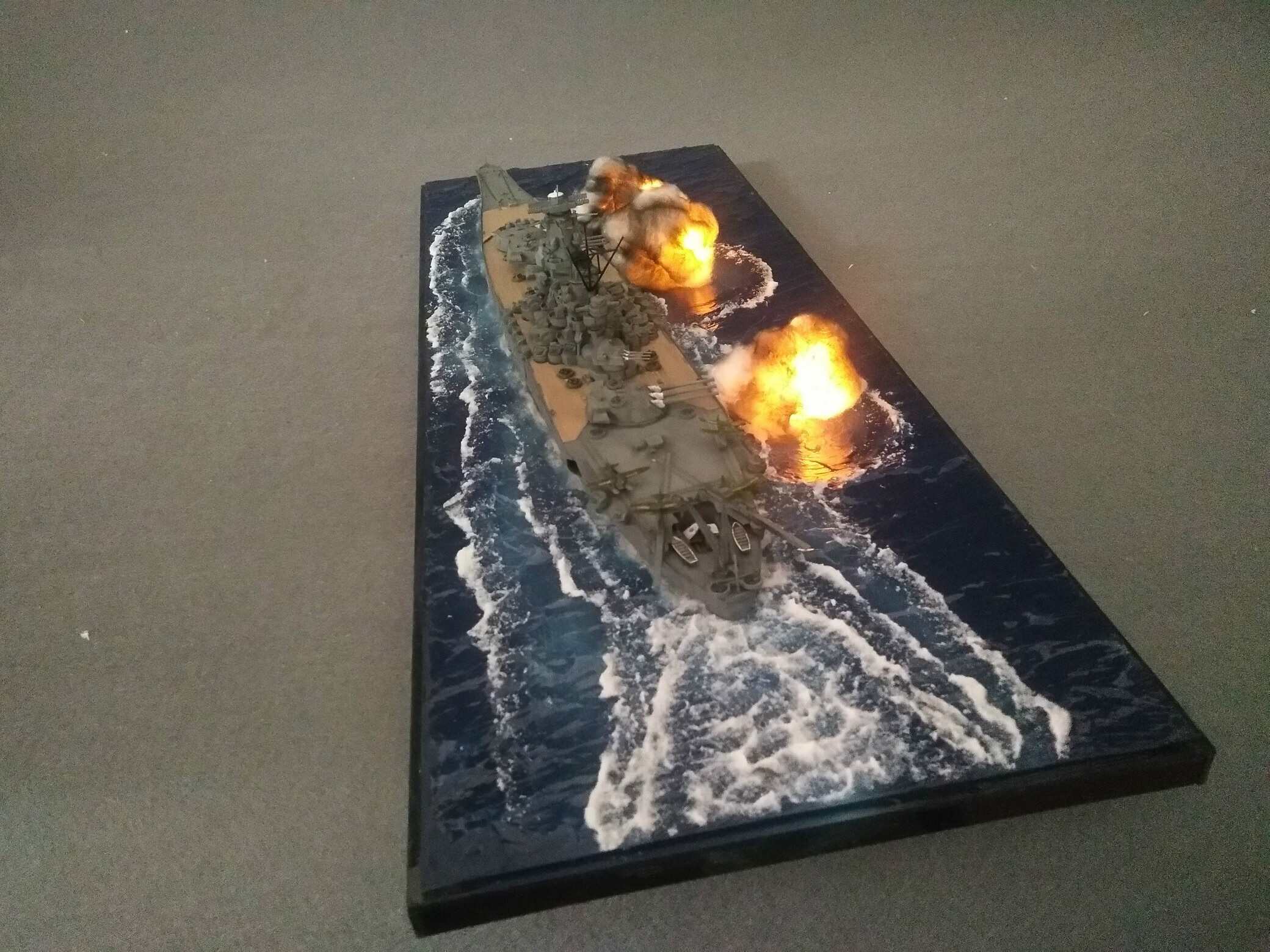 猛仕将大和号战列舰模型r战列舰开火场景海战军舰摆件二战战舰世界
