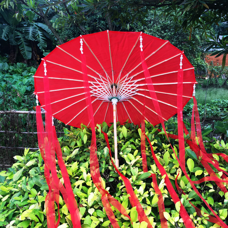 中式庭院用什么颜色的伞(中式庭院用什么颜色的伞最好)