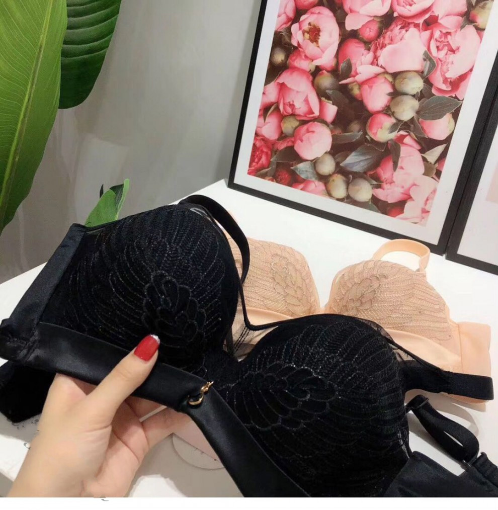 黑天鹅文胸内衣全养护塑型小胸聚拢收副乳薄款胸罩 全养护肤色 70/32