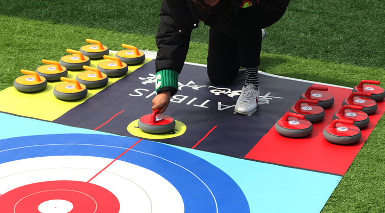 地壶球旱地冰壶球滚珠冰上溜石仿真冰面运动校园教学桌上冰壶出租 聚