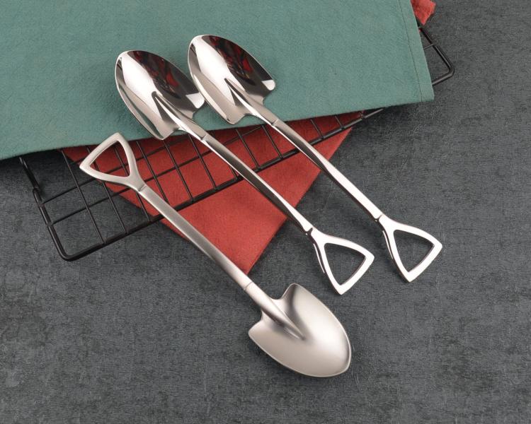 百德莱304不锈钢铁锹勺子创意复古铁锨勺方头勺米饭勺甜品勺吃西瓜