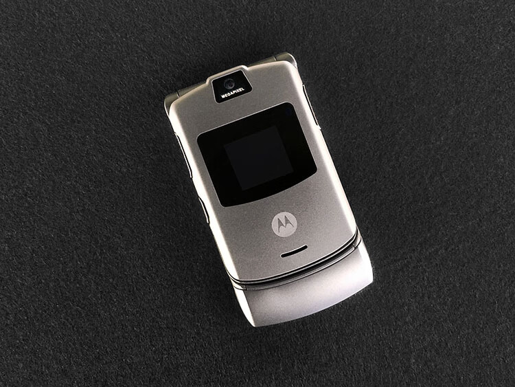 5g摩托罗拉v3ie翻盖手机v3c电信经典怀旧v3移动联通老年人备用骏虹骁