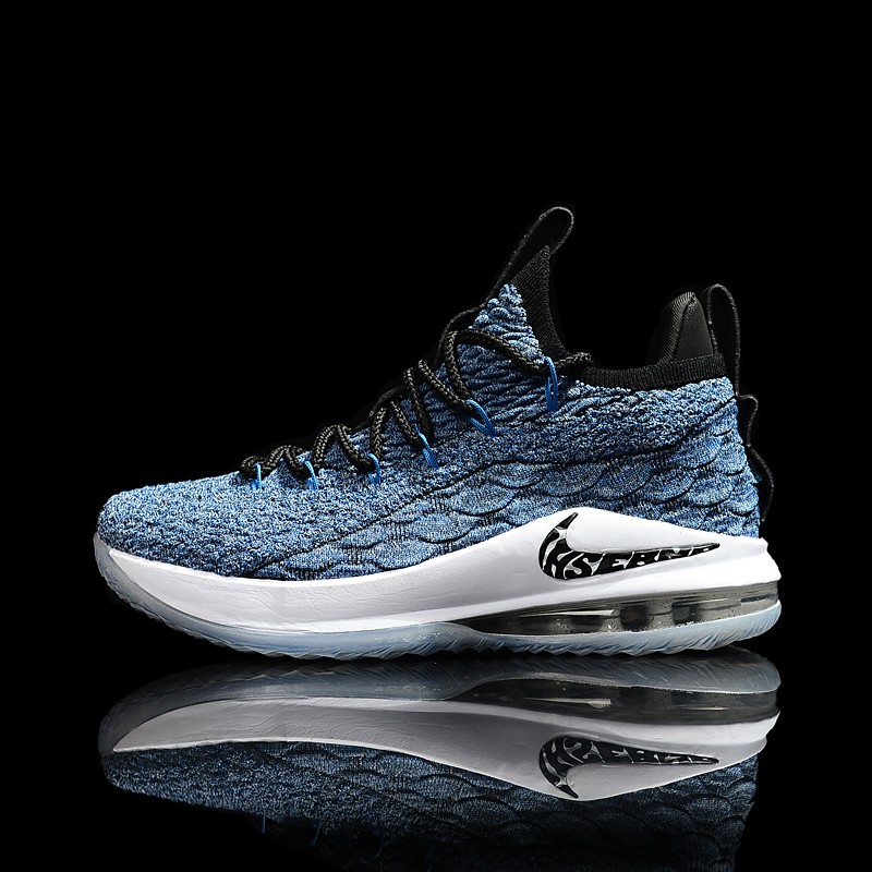 詹姆斯15士兵男士联名战靴白雄狮浮雕篮球鞋透气耐磨12大码使节运动鞋