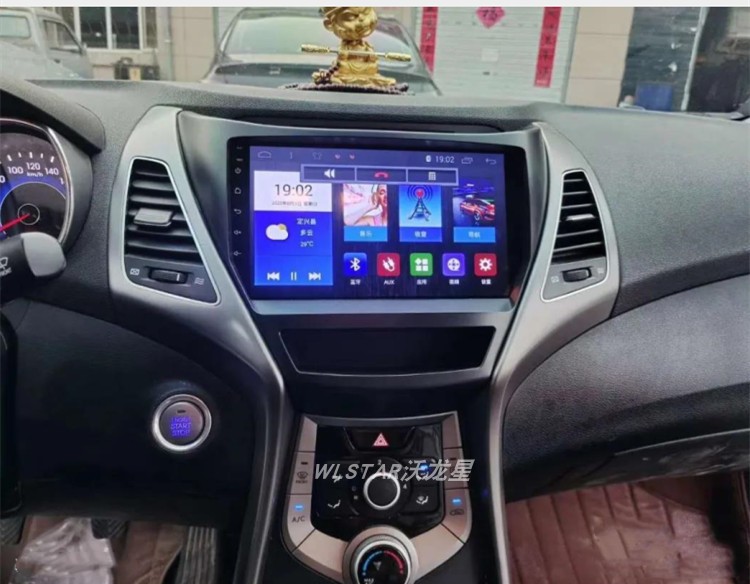适用于现代朗动安卓大竖屏倒车影像导航一体机行车记录仪原车风格
