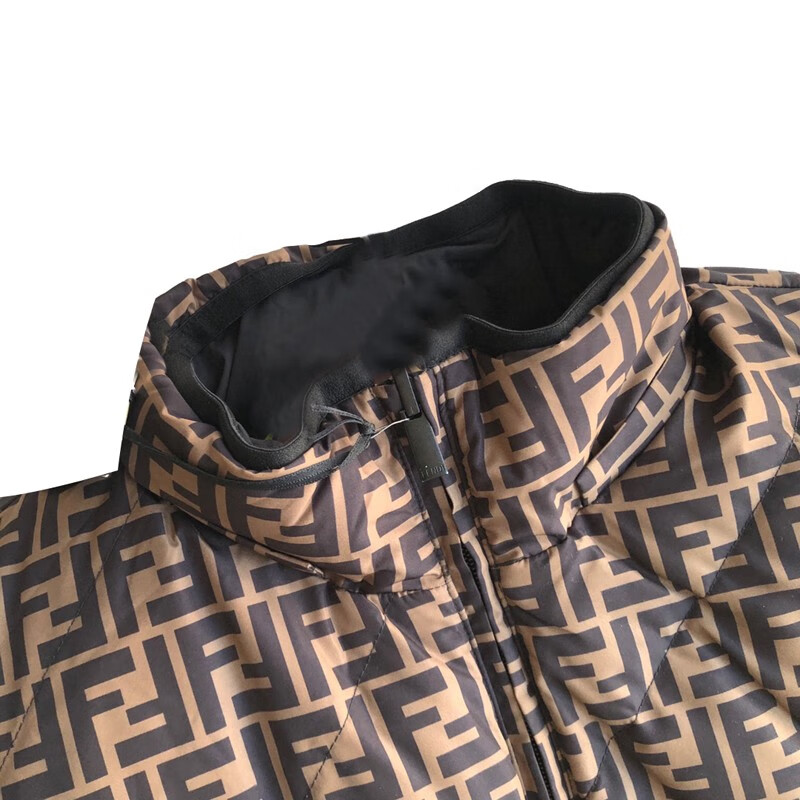 fendi芬迪经典老花男士两面穿羽绒服faa634a8j6f17w0cc拼色48