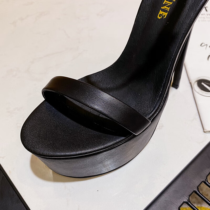 夏季超高跟凉鞋女一字扣带细跟防水台黑色走秀高跟鞋15cm恨天高轻轻叶