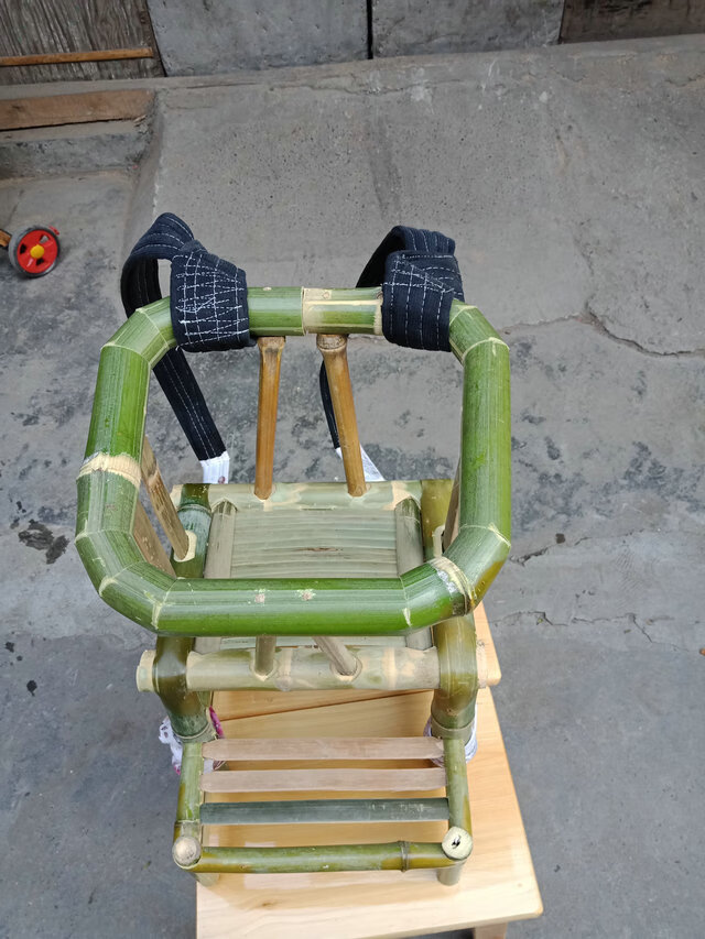 竹椅婴儿 婴儿竹椅宝宝坐凳学坐椅竹抱椅背篓竹腰凳夏季背篼竹围轿椅