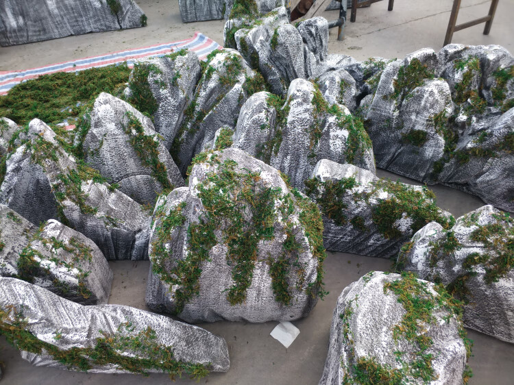 泡沫石头定制仿真假山造景摄影塑雕舞台演出石头道具高密度泡沫雪浪石