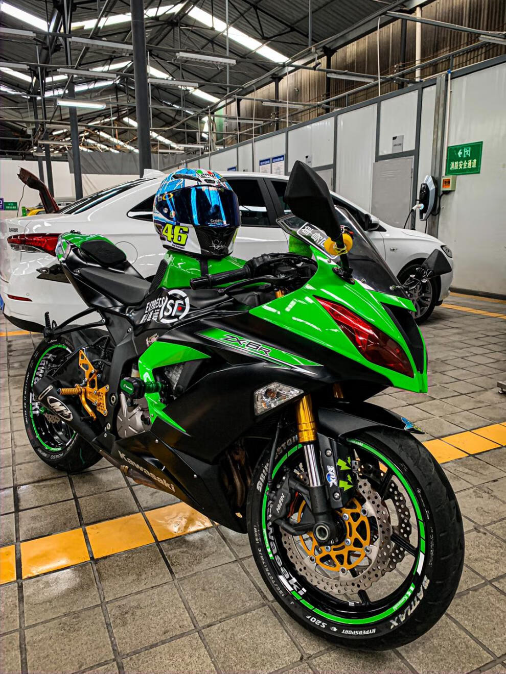 川崎ninja400改装轮毂贴川崎小忍者z400ninja400z650z800z900d款整车