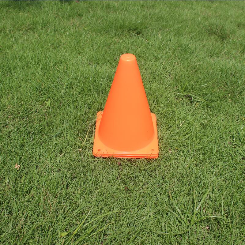 小标志桶锥形筒23厘米障碍物足球训练三角锥雪糕筒路障篮球器材18厘米