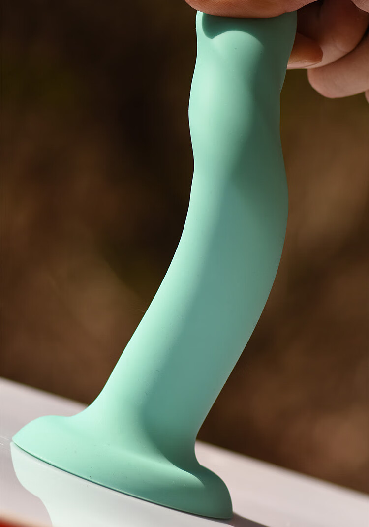 肉王阳具可射手les棒拉拉穿戴女女两用同性恋男情趣