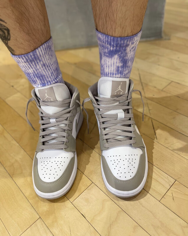 nike耐克aj1mid白蓝几何断勾联名黑紫葡萄男麻布奶油樱花粉反毛皮女