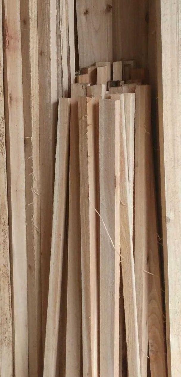 快递打包方料吊顶杉木方条杉木龙骨实木料2米x2厘米x3厘米此木方为一