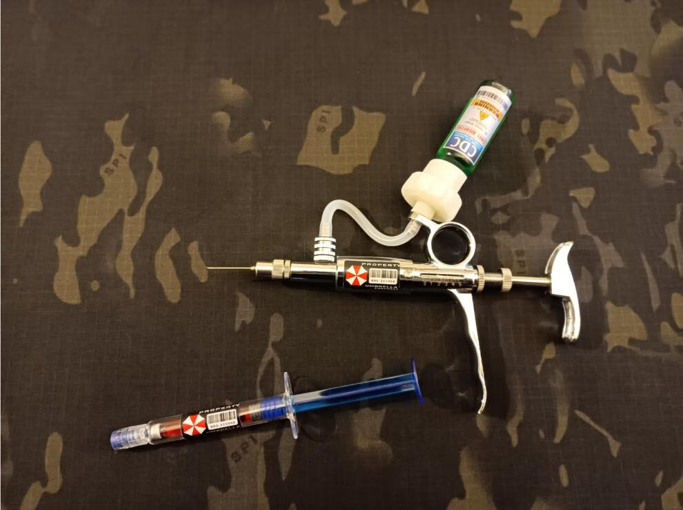 survivors幸存者生化危机周边virus玻璃瓶金属连续病毒注射器模型