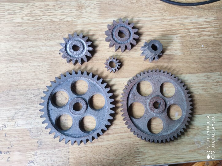 巨鑫白水寺牌白水圣龙面条机配件铸铁齿轮压面机零件耐磨单个 中号