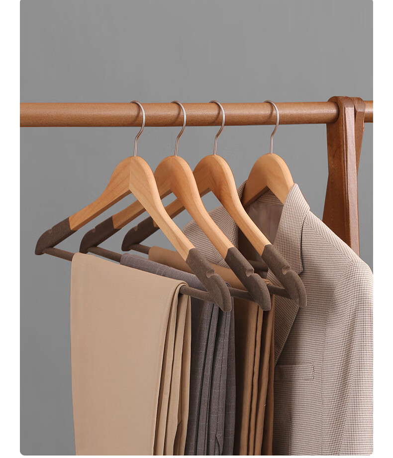 2021新款日式植绒衣架植绒衣架实木防滑无痕防肩角日式家用挂衣复古