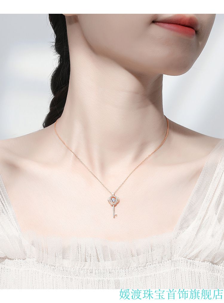 钥匙项链小众设计感轻奢钥匙纯色银项链女灵动闪钻网红锁骨链生日礼物