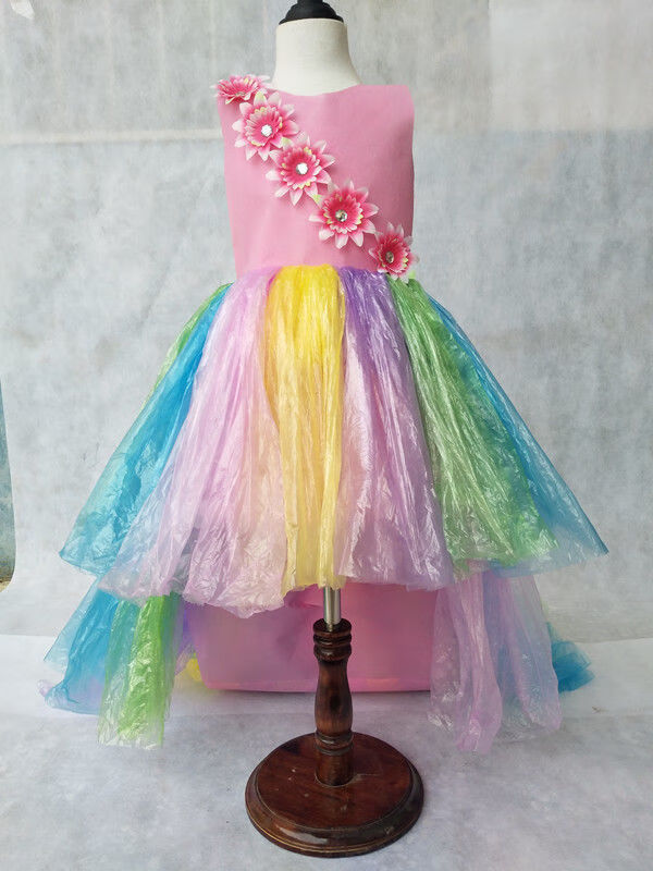 环保时装秀新款环保服装儿童时装秀演出服手工材料幼儿园diy亲子装