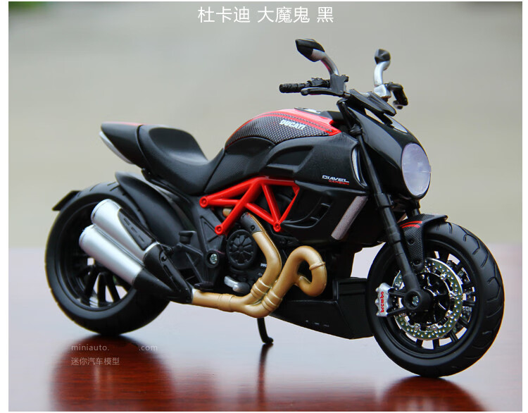 1:12杜卡迪怪兽696机车大魔鬼赛车 仿真收藏摩托车模型玩具 杜卡迪