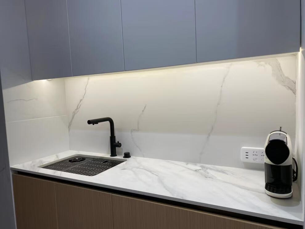 岩板台面定制厨房橱柜人造石岛台纯色石英石灶台仿天然大理石板材