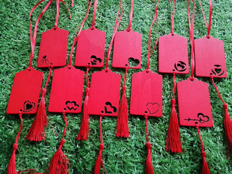 许愿挂牌新年木质风铃许愿牌红色祈福牌心愿签名木牌挂饰吊牌挂牌树牌