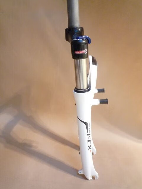 三拓前叉三拓700c旅行车前叉nex液压锁死单碟ncx nrx气叉碟v共用 nex