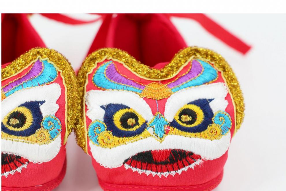 鞋婴儿满月周岁男宝宝女孩软底老布鞋千层底手工鞋子传统 虎头铃铛鞋