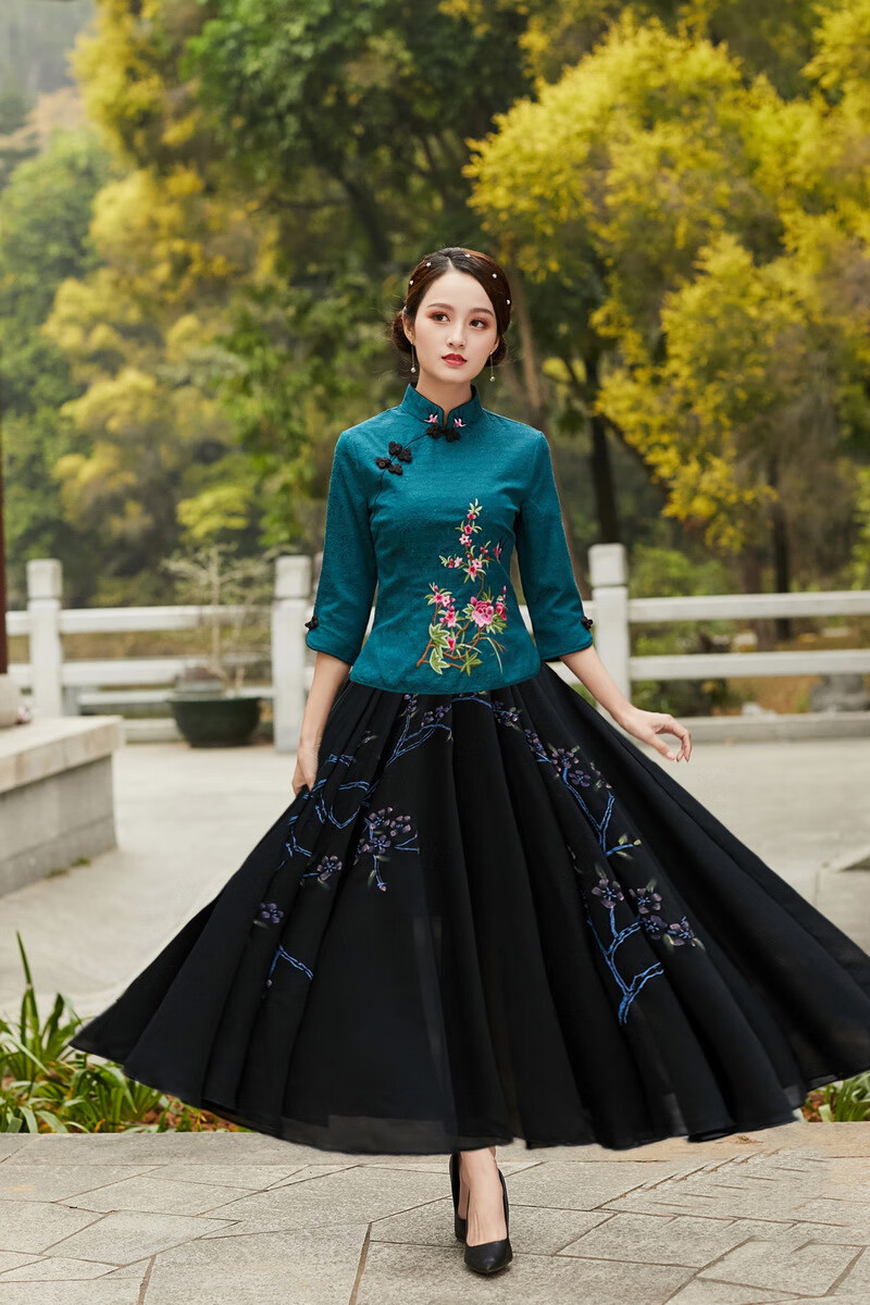 慕芭琪民族风唐装旗袍上衣女春夏改良修身古典中式汉服女刺绣复古风