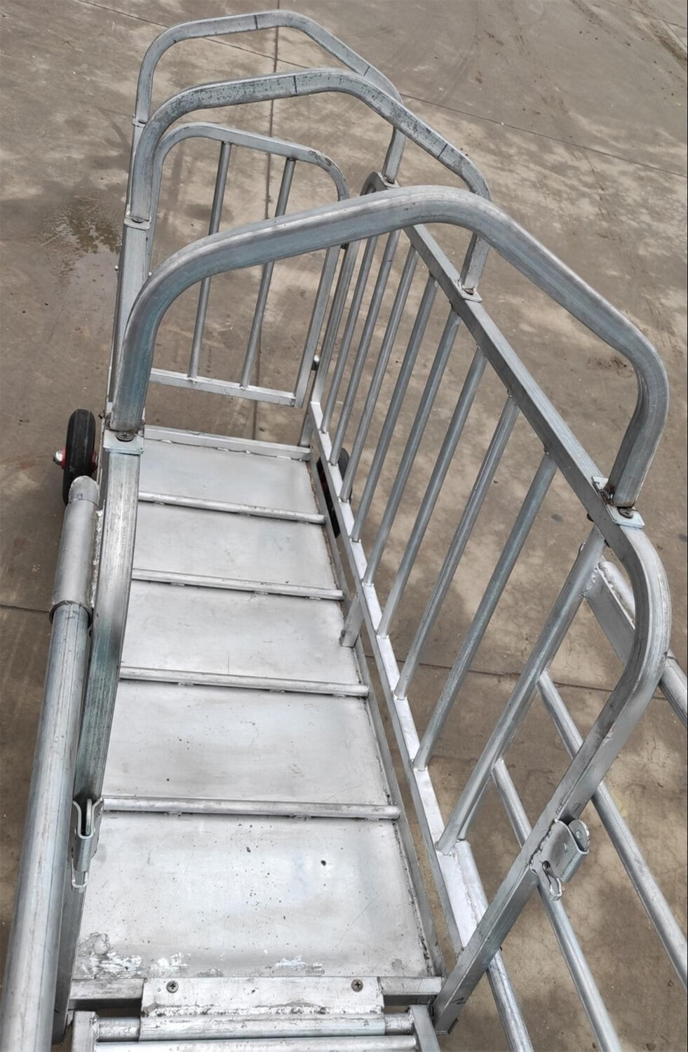 装猪笼子称猪笼养猪用肥猪运输笼仔猪转运车拉猪车推猪车周转笼车