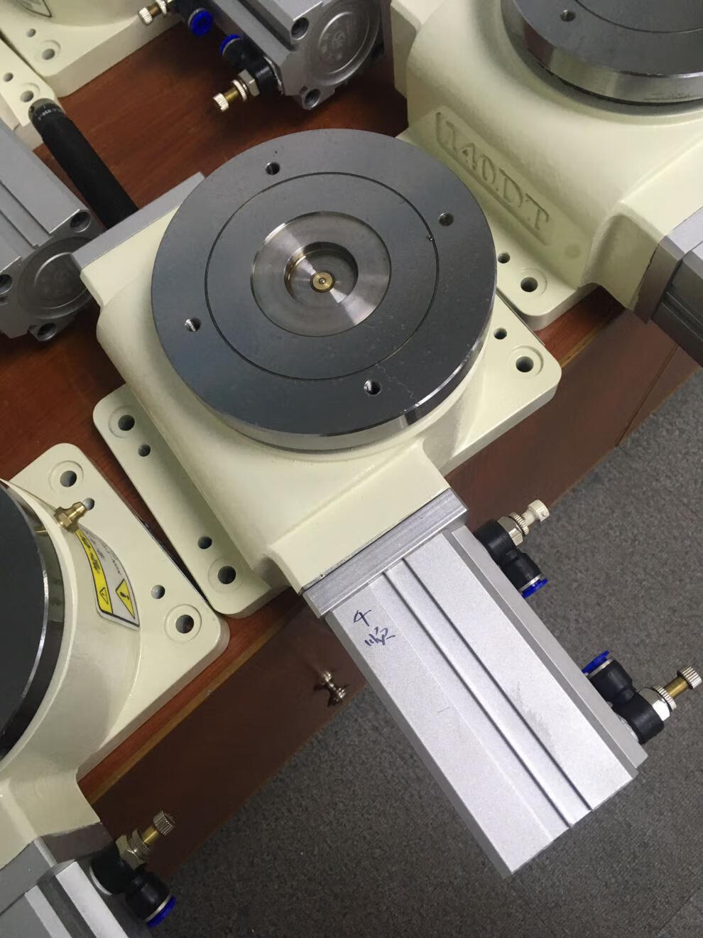 全自动气动分度盘 旋转工作台等分盘分割器hsd-140dt气动卡盘旋转 hsd